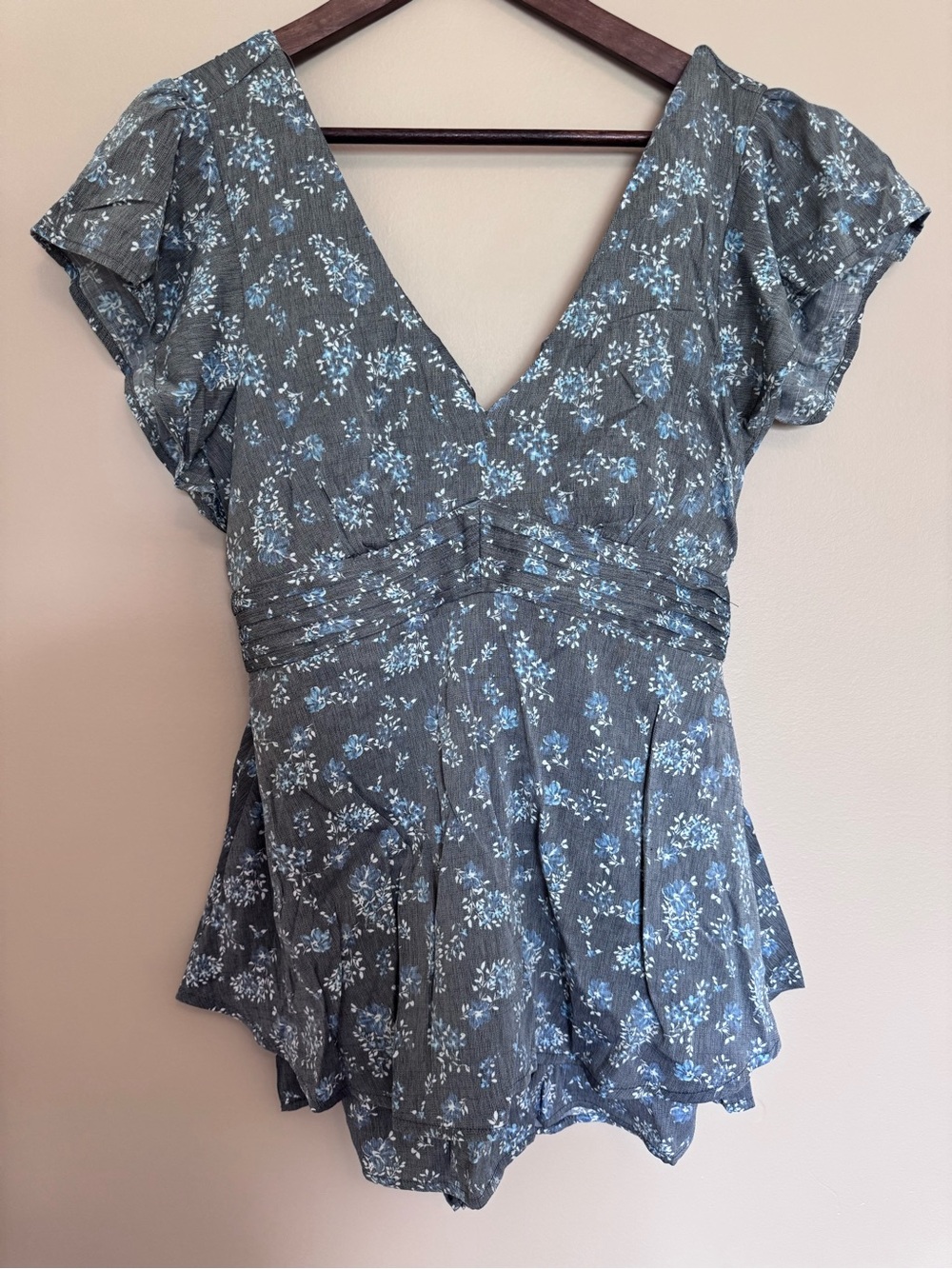 Francesca’s Diane Flutter Sleeve Romper